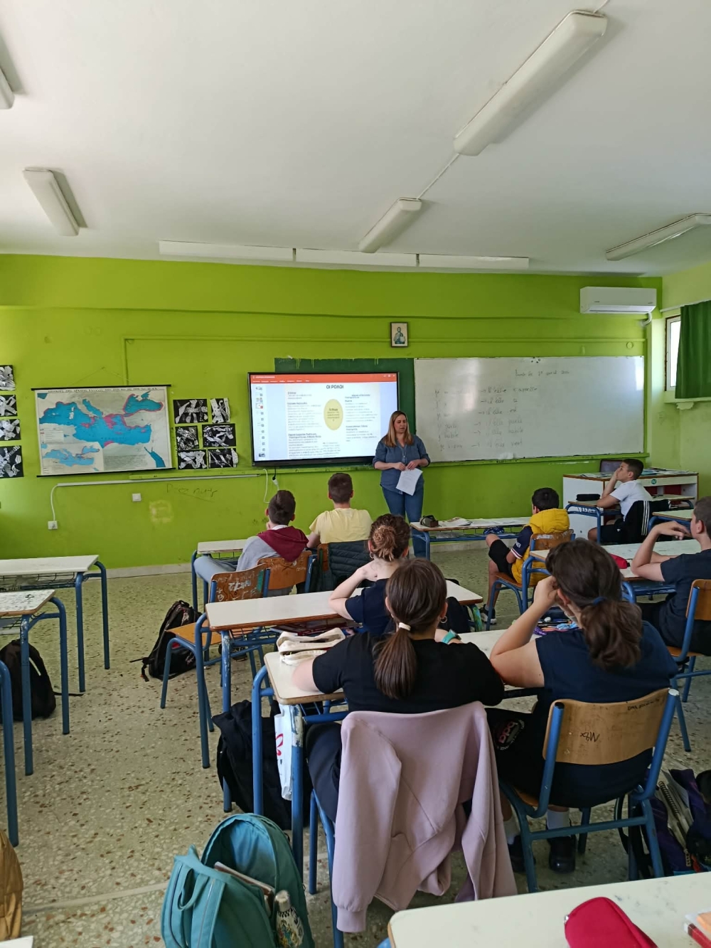 &laquo;&Mu;&iota;&lambda;ά&mu;&epsilon;, &delta;&epsilon; &sigma;&iota;&omega;&pi;&omicron;ύ&mu;&epsilon;&raquo;: &Iota;&sigma;&chi;&upsilon;&rho;ό &mu;ή&nu;&upsilon;&mu;&alpha; &kappa;&alpha;&tau;ά &tau;&omicron;&upsilon; &sigma;&chi;&omicron;&lambda;&iota;&kappa;&omicron;ύ &epsilon;&kappa;&phi;&omicron;&beta;&iota;&sigma;&mu;&omicron;ύ