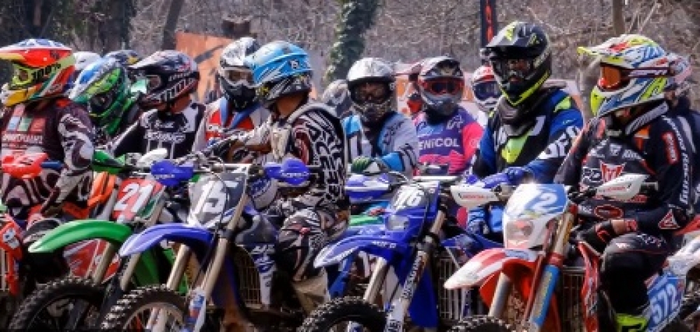 Αγώνας Scramble Νοτ. Ελλάδος από τον ΑΜΟΣ στις Καρυές