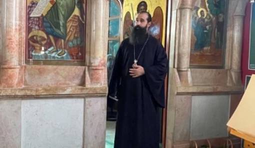 &Tau;&omicron; &Phi;&omega;&sigmaf; &tau;&eta;&sigmaf; &Epsilon;&lambda;&lambda;&eta;&nu;&omicron;&rho;&theta;&omicron;&delta;&omicron;&xi;ί&alpha;&sigmaf; &sigma;&tau;&omicron;&upsilon;&sigmaf; &Alpha;&gamma;ί&omicron;&upsilon;&sigmaf; &Tau;ό&pi;&omicron;&upsilon;&sigmaf;