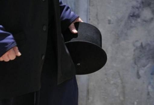 Ο παπάς κι ο ανασκελάς