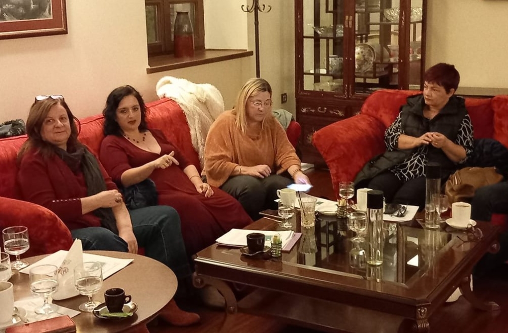 Συστημικά Καφέ: Σειρά θεματικών συναντήσεων από το κέντρο πρόληψης «ΔΙΑΥΛΟΣ»