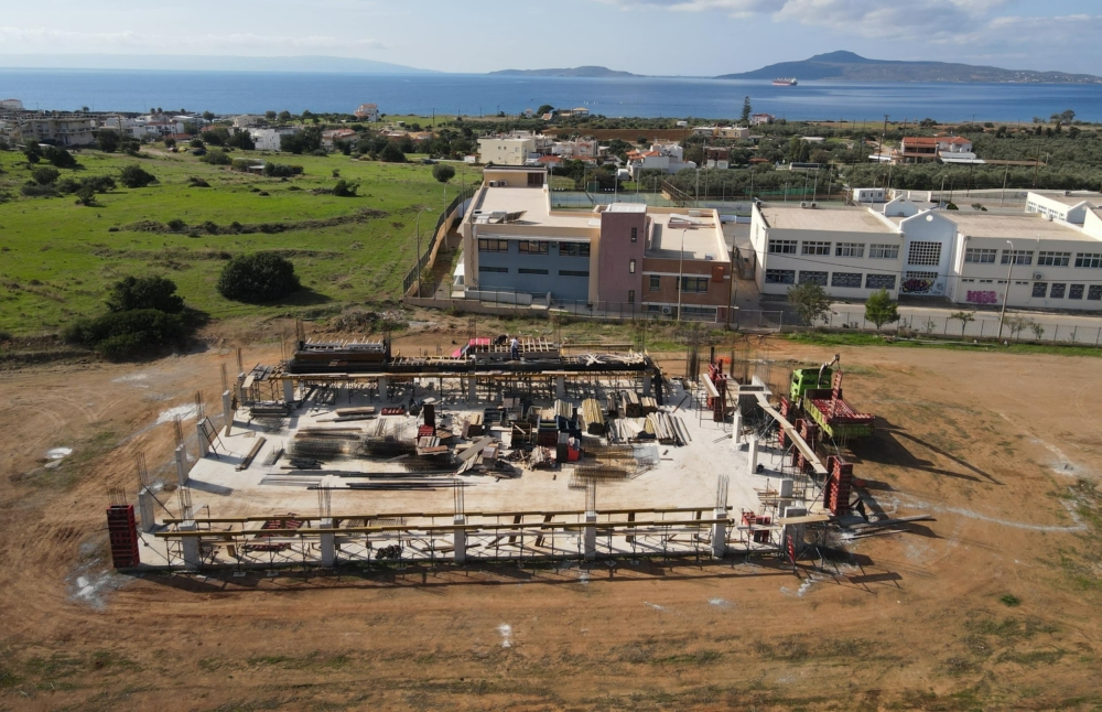 Μηχανές στο «φουλ» για το Κλειστό Γυμναστήριο Νεάπολης