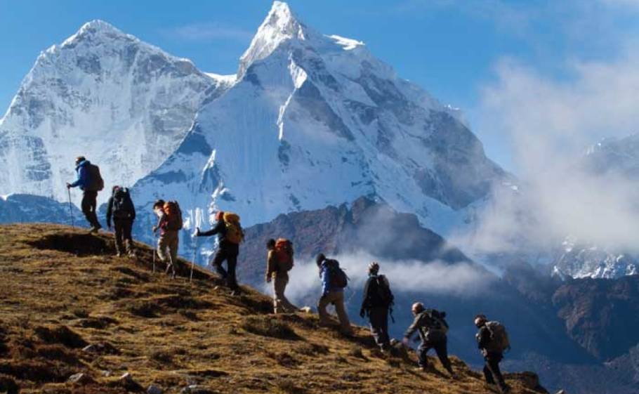 &Sigma;ή&mu;&alpha; &epsilon;&kappa;&kappa;ί&nu;&eta;&sigma;&eta;&sigmaf; &alpha;&pi;ό &Sigma;&pi;ά&rho;&tau;&eta; &gamma;&iota;&alpha; έ&nu;&alpha; &tau;&alpha;&xi;ί&delta;&iota; &sigma;&tau;&eta;&nu; &laquo;&pi;&epsilon;&rho;&iota;&pi;έ&tau;&epsilon;&iota;&alpha;&raquo;