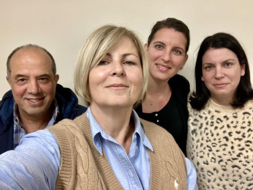 &Kappa;&alpha;&iota; &epsilon;&pi;ί&sigma;&eta;&mu;&alpha; &Sigma;ύ&lambda;&lambda;&omicron;&gamma;&omicron;&sigmaf; &Gamma;&omicron;&nu;έ&omega;&nu; &Alpha;&tau;ό&mu;&omega;&nu; &mu;&epsilon; &Alpha;&upsilon;&tau;&iota;&sigma;&mu;ό &sigma;&tau;&eta; &Lambda;&alpha;&kappa;&omega;&nu;ί&alpha;