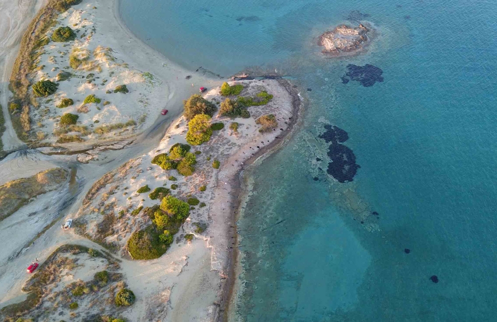 &Pi;&alpha;&upsilon;&lambda;&omicron;&pi;έ&tau;&rho;&iota;-&Pi;&omicron;ύ&nu;&tau;&alpha;: &Mu;&alpha;&gamma;&epsilon;ί&alpha; &kappa;ά&tau;&omega; &kappa;&alpha;&iota; &pi;ά&nu;&omega; &alpha;&pi;ό &tau;&omicron; &nu;&epsilon;&rho;ό (&Phi;&Omega;&Tau;&Omicron;)