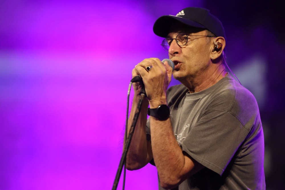 &Omicron; &Delta;. &Tau;&sigma;&alpha;&kappa;&nu;ή&sigmaf; &laquo;&phi;&tau;&iota;ά&chi;&nu;&epsilon;&iota; &tau;&omicron; &delta;&iota;&kappa;ό &tau;&omicron;&upsilon; &pi;&alpha;&rho;&alpha;&mu;ύ&theta;&iota;&raquo; &sigma;&tau;&omicron; &Gamma;ύ&theta;&epsilon;&iota;&omicron;