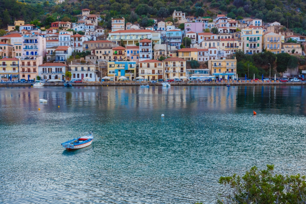 &Tau;&omicron; &Pi;ά&sigma;&chi;&alpha; &sigma;&tau;&eta; &Mu;ά&nu;&eta; έ&chi;&epsilon;&iota; &phi;&alpha;&nu;&tau;&alpha;&sigma;ί&alpha;  &kappa;&alpha;&iota;&hellip; έ&nu;&alpha;&nu; &mu;&pi;&epsilon;&rho;&delta;&epsilon;&mu;έ&nu;&omicron; &lambda;&alpha;&gamma;ό