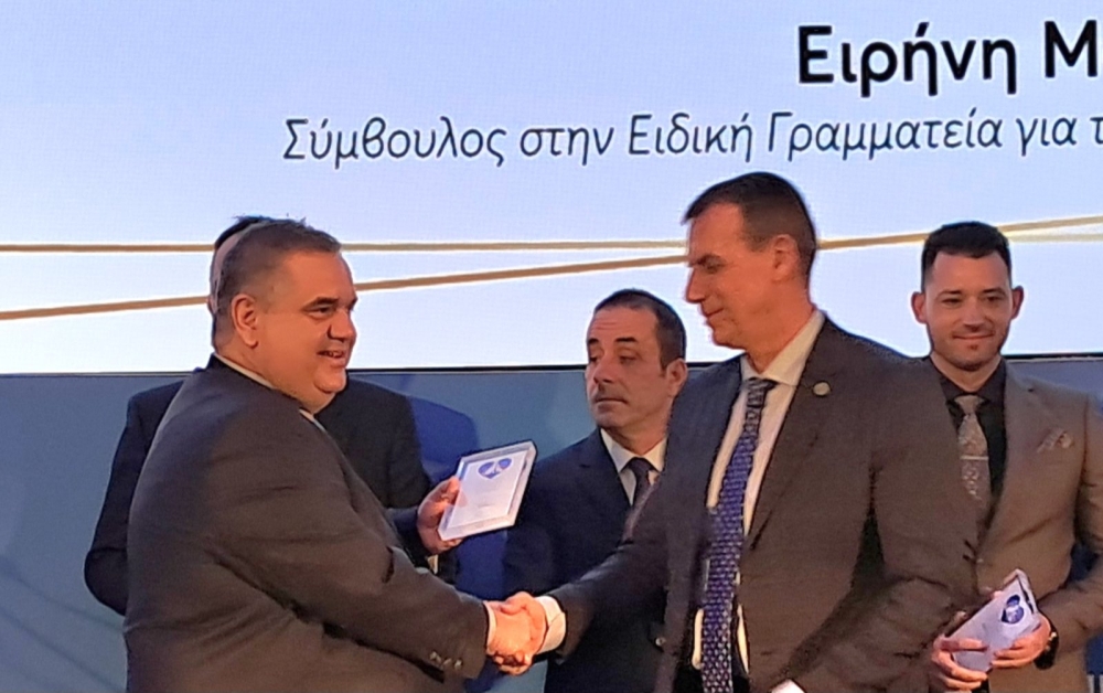 &Beta;&rho;&alpha;&beta;&epsilon;ύ&tau;&eta;&kappa;&alpha;&nu; &omicron;&iota; &laquo;&Eta;&rho;&omega;&iota;&kappa;έ&sigmaf; &Kappa;&alpha;&rho;&delta;&iota;έ&sigmaf;&raquo; &gamma;&iota;&alpha; &tau;&alpha; &zeta;ώ&alpha; &sigma;&upsilon;&nu;&tau;&rho;&omicron;&phi;&iota;ά&sigmaf; &sigma;&tau;&eta; &Sigma;&pi;ά&rho;&tau;&eta;