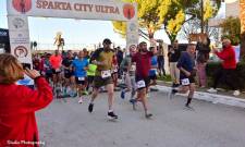 &Kappa;&alpha;&tau;έ&rho;&rho;&iota;&psi;&epsilon; &kappa;&alpha;&iota; &phi;έ&tau;&omicron;&sigmaf; &tau;&alpha; ό&rho;&iota;&alpha; &tau;&omicron; &alpha;&nu;&alpha;&beta;&alpha;&theta;&mu;&iota;&sigma;&mu;έ&nu;&omicron; 5&omicron; Sparta City Ultra