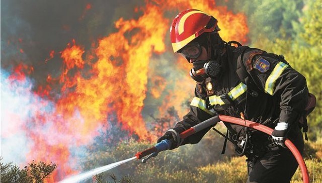 &Nu;έ&omicron; &mu;&pi;&alpha;&rho;ά&zeta; &pi;&upsilon;&rho;&kappa;&alpha;&gamma;&iota;ώ&nu; &sigma;&tau;&eta; &Mu;ά&nu;&eta;