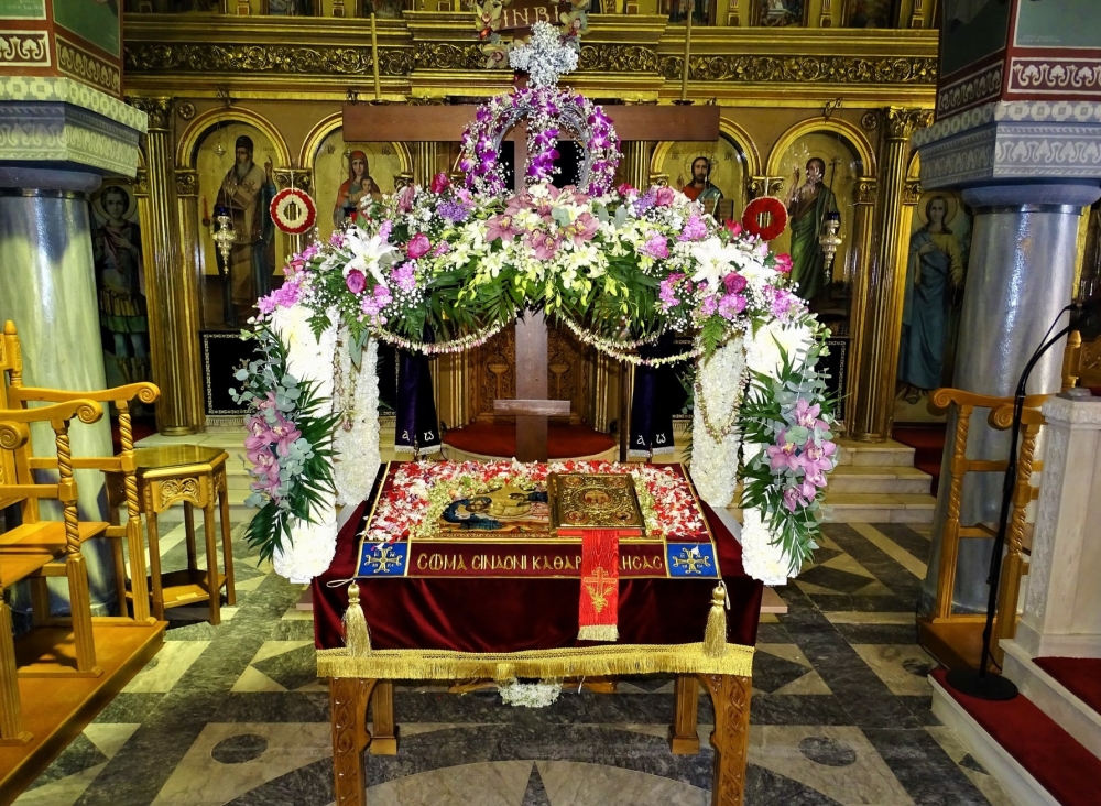 «Ω γλυκύ μου Έαρ»: Στολίστηκαν και φέτος οι Επιτάφιοι της Σπάρτης (ΦΩΤΟ)