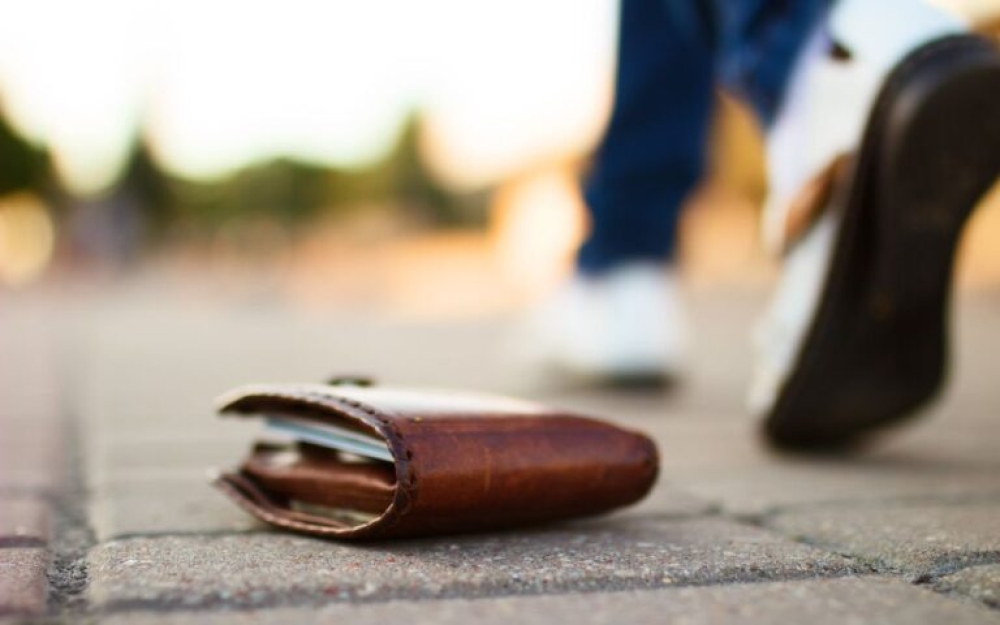 Το πορτοφόλι χάθηκε και παραδόθηκε μαζί με κάτι ανεκτίμητο στη Σπάρτη