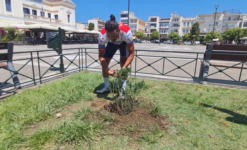&Beta;&alpha;&theta;&alpha;ί&nu;&omicron;&upsilon;&nu; &omicron;&iota; &rho;ί&zeta;&epsilon;&sigmaf; &tau;&omicron;&upsilon; &iota;&sigma;&tau;&omicron;&rho;&iota;&kappa;&omicron;ύ &delta;&epsilon;&sigma;&mu;&omicron;ύ &Sigma;&pi;ά&rho;&tau;&eta;&sigmaf;-&Tau;ά&rho;&alpha;&nu;&tau;&alpha;