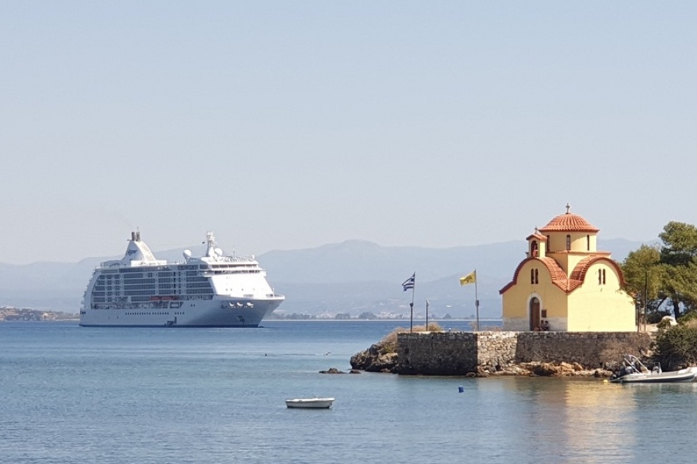 &Tau;&rho;ί&tau;&omicron; &kappa;&rho;&omicron;&upsilon;&alpha;&zeta;&iota;&epsilon;&rho;ό&pi;&lambda;&omicron;&iota;&omicron; &tau;&omicron; &tau;&epsilon;&lambda;&epsilon;&upsilon;&tau;&alpha;ί&omicron; &delta;&epsilon;&kappa;&alpha;ή&mu;&epsilon;&rho;&omicron; &sigma;&tau;&omicron; &Gamma;ύ&theta;&epsilon;&iota;&omicron; (&Phi;&Omega;&Tau;&Omicron;)