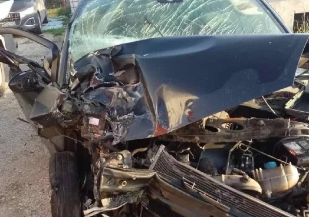 &Sigma;&upsilon;&nu;&epsilon;&chi;ί&zeta;&epsilon;&iota; &nu;&alpha; &laquo;&alpha;&iota;&mu;&omicron;&rho;&rho;&alpha;&gamma;&epsilon;ί&raquo; &sigma;&tau;&omicron;&upsilon;&sigmaf; &delta;&rho;ό&mu;&omicron;&upsilon;&sigmaf; &eta; &Pi;&epsilon;&lambda;&omicron;&pi;ό&nu;&nu;&eta;&sigma;&omicron;&sigmaf;