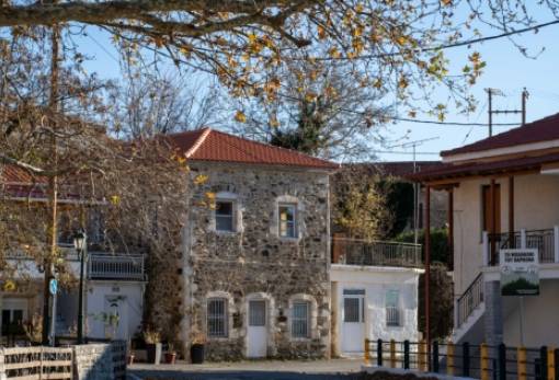 Στη Βαρβίτσα του Πάρνωνα: Ένα ζωντανό κομμάτι της ελληνικής παράδοσης