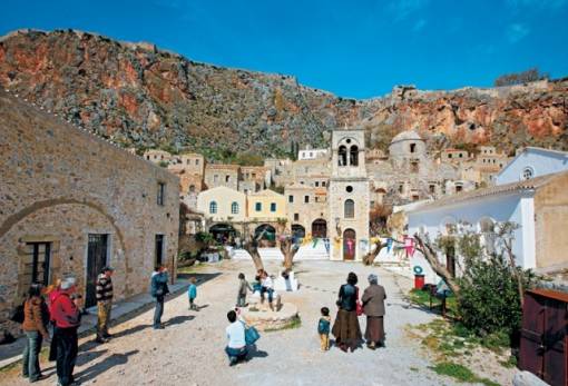  «Επιστροφή στο χωριό» στο Κάστρο Μονεμβασιάς