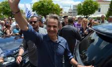 &Mu;&eta;&tau;&sigma;&omicron;&tau;ά&kappa;&eta;&sigmaf; &sigma;&tau;&eta; &Sigma;&pi;ά&rho;&tau;&eta;: &Sigma;&upsilon;&nu;ά&nu;&tau;&eta;&sigma;&eta; &mu;&epsilon; &pi;&omicron;&lambda;ί&tau;&epsilon;&sigmaf; &pi;&rho;&iota;&nu; &tau;&alpha; &epsilon;&gamma;&kappa;&alpha;ί&nu;&iota;&alpha; &sigma;&tau;&omicron;&nu; &Mu;&upsilon;&sigma;&tau;&rho;ά