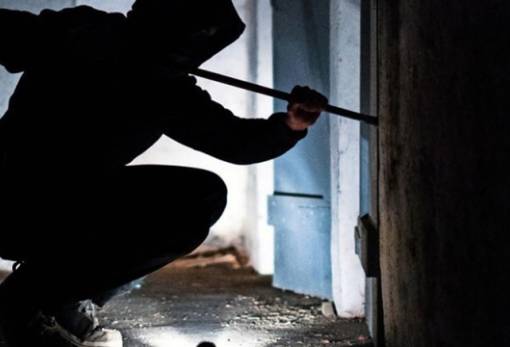 Ρομά μπούκαραν στο ξενοδοχείο Λήδα στη Σπάρτη