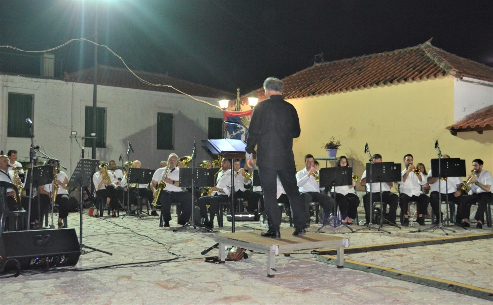 Μοναδική βραδιά με την Φιλαρμονική του Δ. Σπάρτης