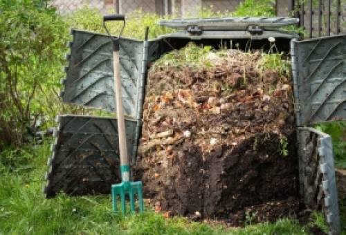 Πριμ έως 22 ευρώ/στρέμμα για κομπόστ στο χωράφι
