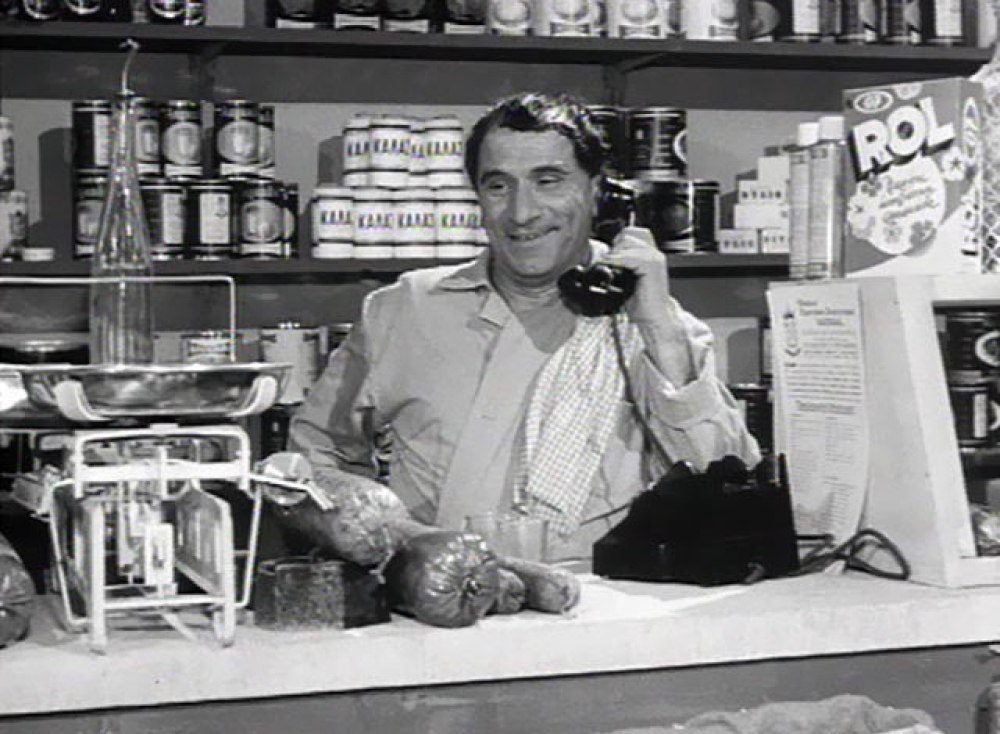 &Tau;&omicron;&nu; &laquo;&Mu;&pi;&alpha;&kappa;&alpha;&lambda;ό&gamma;&alpha;&tau;&omicron;&raquo; &alpha;&nu;&epsilon;&beta;ά&zeta;&epsilon;&iota; &eta; &Epsilon;&rho;&alpha;&sigma;&iota;&tau;&epsilon;&chi;&nu;&iota;&kappa;ή &Theta;&epsilon;&alpha;&tau;&rho;&iota;&kappa;ή &Omicron;&mu;ά&delta;&alpha; &Alpha;&nu;. &Mu;ά&nu;&eta;&sigmaf;