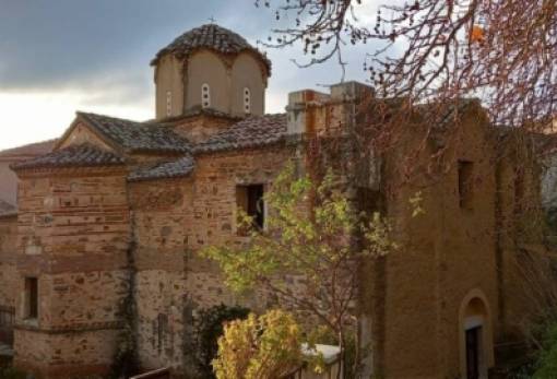 Αρχιερατική Θεία Λειτουργία  στην ΙΜ Ζερμπίτσης