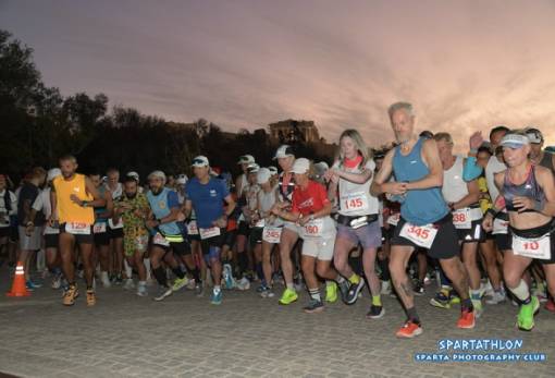 Ξεκίνησαν τον αγώνα τους οι δρομείς του 42ου «Σπάρταθλον»