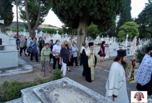 Ψυχοσάββατο του Ρουσαλιού στο Α΄ Κοιμητήριο Σπάρτης