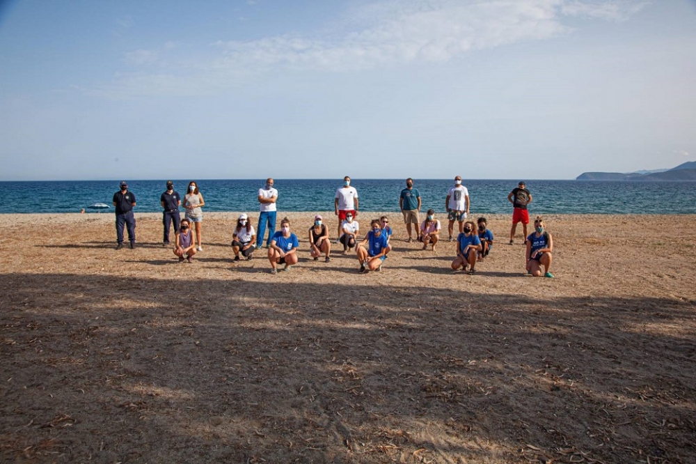 &Mu;ή&nu;&upsilon;&mu;&alpha; &gamma;&iota;&alpha; &kappa;&alpha;&theta;&alpha;&rho;έ&sigmaf; &alpha;&kappa;&tau;έ&sigmaf; έ&sigma;&tau;&epsilon;&iota;&lambda;&alpha;&nu; &epsilon;&theta;&epsilon;&lambda;&omicron;&nu;&tau;έ&sigmaf; &sigma;&tau;&omicron; &Mu;&alpha;&upsilon;&rho;&omicron;&beta;&omicron;ύ&nu;&iota; (&Phi;&Omega;&Tau;&Omicron;)
