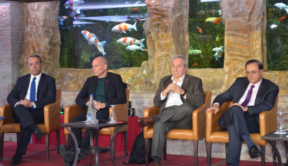 &Omicron;&iota;&kappa;&omicron;&nu;&omicron;&mu;&iota;&kappa;ό forum &Sigma;&pi;ά&rho;&tau;&eta;&sigmaf;: &laquo;&Epsilon;&phi;&iota;&kappa;&tau;ό &tau;&omicron; 4% &sigma;&epsilon; &rho;&upsilon;&theta;&mu;&omicron;ύ&sigmaf; &alpha;&nu;ά&pi;&tau;&upsilon;&xi;&eta;&sigmaf;&raquo; (VIDEO-&Phi;&Omega;&Tau;&Omicron;)