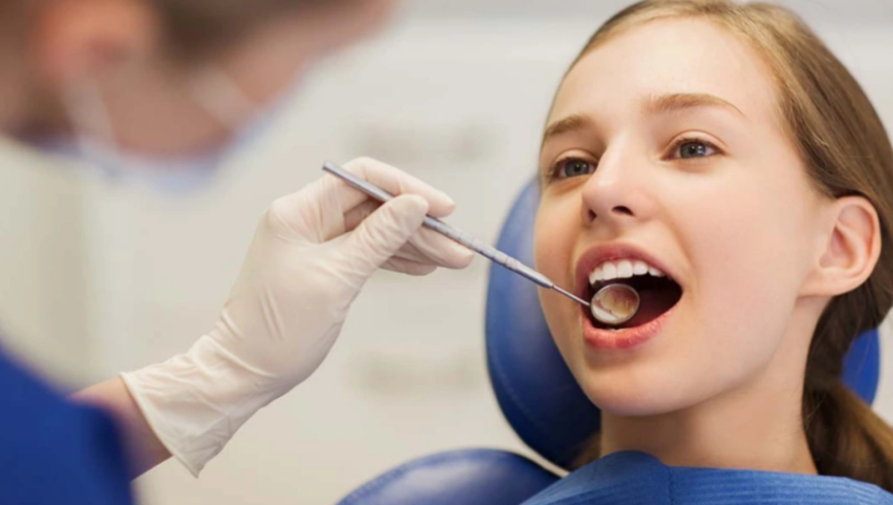 Dentist Pass: &Delta;&omega;&rho;&epsilon;ά&nu; &omicron;&delta;&omicron;&nu;&tau;&iota;&alpha;&tau;&rho;&iota;&kappa;ό&sigmaf; έ&lambda;&epsilon;&gamma;&chi;&omicron;&sigmaf; &gamma;&iota;&alpha; 300.000 &pi;&alpha;&iota;&delta;&iota;ά