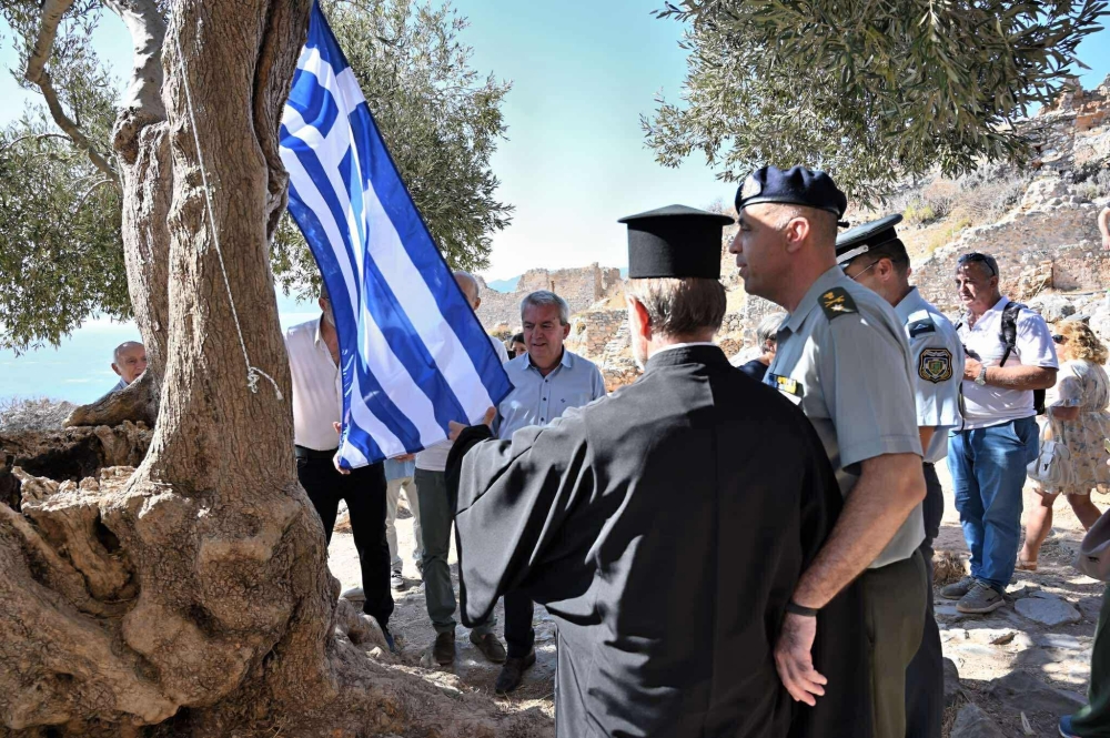 Σημάνθηκε ως θεματοφύλακας του &#039;21 η θρυλική Ελιά της Μονεμβασιάς