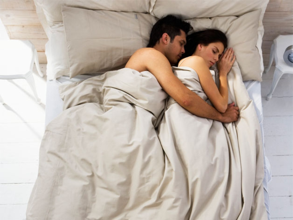 &Pi;ώ&sigmaf; &sigma;&upsilon;&mu;&beta;ά&lambda;&epsilon;&iota; &omicron; ύ&pi;&nu;&omicron;&sigmaf; &sigma;&tau;&eta; &beta;&epsilon;&lambda;&tau;ί&omega;&sigma;&eta; &tau;&eta;&sigmaf; &epsilon;&rho;&omega;&tau;&iota;&kappa;ή&sigmaf; &mu;&alpha;&sigmaf; &zeta;&omega;ή&sigmaf;;