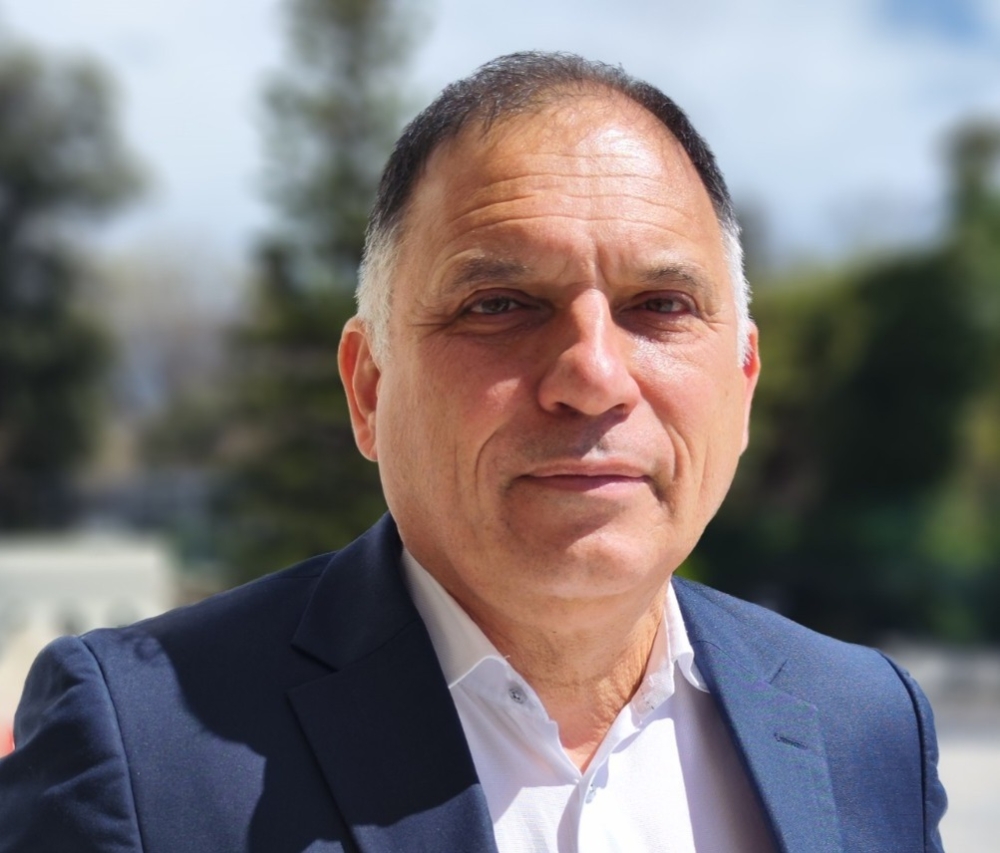 &Nu;. &Kappa;&rho;&eta;&tau;&iota;&kappa;ό&sigmaf;: &laquo;&Pi;&epsilon;&rho;ί &beta;&alpha;&sigma;&iota;&kappa;ή&sigmaf; &epsilon;&nu;ί&sigma;&chi;&upsilon;&sigma;&eta;&sigmaf;, &epsilon;&xi;&upsilon;&gamma;ί&alpha;&nu;&sigma;&eta;&sigmaf; &Omicron;&Pi;&Epsilon;&Kappa;&Epsilon; &kappa;&alpha;&iota; &pi;&rho;&omicron;&gamma;&rho;&alpha;&mu;&mu;&alpha;&tau;&iota;&sigma;&mu;&omicron;ύ &pi;&lambda;&eta;&rho;&omega;&mu;ώ&nu;&raquo;