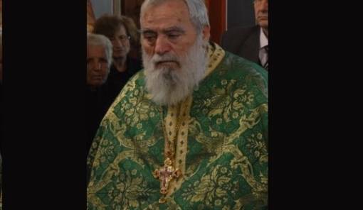 &Pi;έ&nu;&theta;&omicron;&sigmaf; &sigma;&tau;&eta; &Mu;&eta;&tau;&rho;ό&pi;&omicron;&lambda;&eta; &Mu;ά&nu;&eta;&sigmaf; &gamma;&iota;&alpha; &tau;&eta;&nu; &epsilon;&kappa;&delta;&eta;&mu;ί&alpha; &tau;&omicron;&upsilon; &pi;. &Beta;&alpha;&sigma;&iota;&lambda;&epsilon;ί&omicron;&upsilon; &Pi;&alpha;&pi;&alpha;&delta;ά&kappa;&omicron;&upsilon;