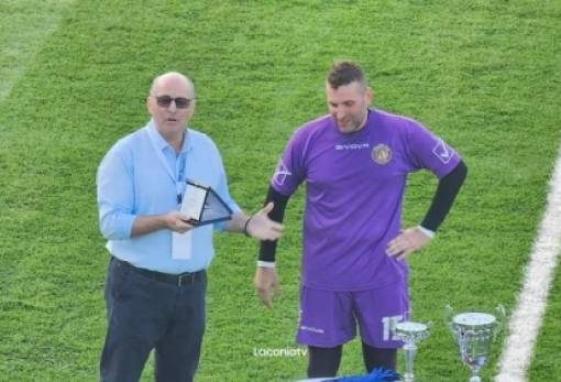 Τιμήθηκε από την ΕΠΣ Λακωνίας  ο Τ. Τρακάκης