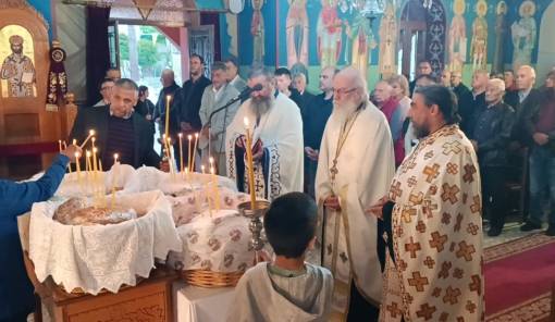 &Omicron; &Kappa;&alpha;&rho;&alpha;&beta;ά&sigmaf; &gamma;&iota;ό&rho;&tau;&alpha;&sigma;&epsilon; &tau;&omicron;&upsilon;&sigmaf; &pi;&omicron;&lambda;&iota;&omicron;ύ&chi;&omicron;&upsilon;&sigmaf; &tau;&omicron;&upsilon;