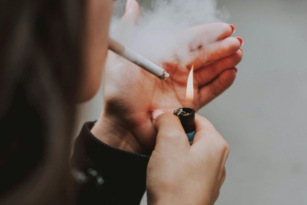 Φωτιά στις τιμές των τσιγάρων βάζει η ΕΕ