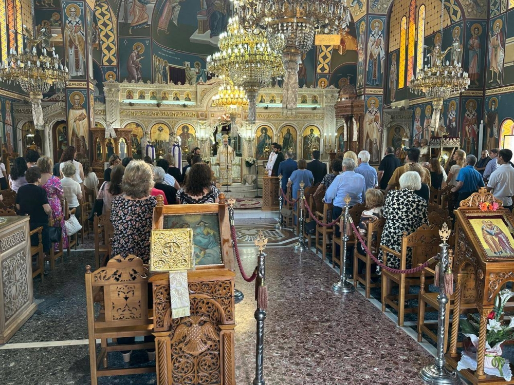 45 &chi;&rho;ό&nu;&iota;&alpha; &alpha;&phi;&omicron;&sigma;ί&omega;&sigma;&eta;&sigmaf;, &pi;&rho;&omicron;&sigma;&phi;&omicron;&rho;ά&sigmaf; &kappa;&alpha;&iota; &delta;&eta;&mu;&iota;&omicron;&upsilon;&rho;&gamma;ί&alpha;&sigmaf; &alpha;&pi;ό &tau;&iota;&sigmaf; &Kappa;&upsilon;&rho;ί&epsilon;&sigmaf; &tau;&eta;&sigmaf; &Sigma;&kappa;ά&lambda;&alpha;&sigmaf;