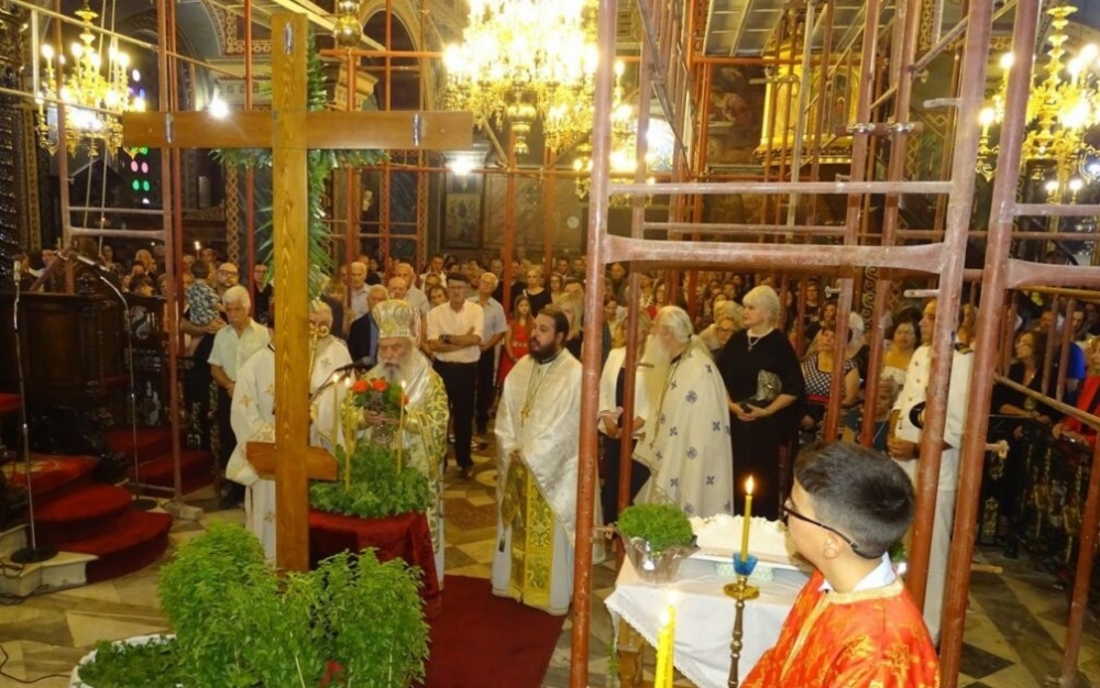 &Epsilon;&omicron;&rho;&tau;ά&sigma;&tau;&eta;&kappa;&epsilon; &eta; Ύ&psi;&omega;&sigma;&eta; &tau;&omicron;&upsilon; &Tau;&iota;&mu;ί&omicron;&upsilon; &Sigma;&tau;&alpha;&upsilon;&rho;&omicron;ύ &sigma;&tau;&omicron;&nu; &Mu;&eta;&tau;&rho;&omicron;&pi;&omicron;&lambda;&iota;&tau;&iota;&kappa;ό &Nu;&alpha;ό &Sigma;&pi;ά&rho;&tau;&eta;&sigmaf;