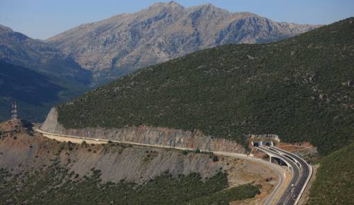 &Pi;&epsilon;&nu;&theta;ή&mu;&epsilon;&rho;&epsilon;&sigmaf; &kappa;&upsilon;&kappa;&lambda;&omicron;&phi;&omicron;&rho;&iota;&alpha;&kappa;έ&sigmaf; &rho;&upsilon;&theta;&mu;ί&sigma;&epsilon;&iota;&sigmaf; &sigma;&tau;&omicron;&nu; &alpha;&upsilon;&tau;&omicron;&kappa;&iota;&nu;&eta;&tau;ό&delta;&rho;&omicron;&mu;&omicron; &Tau;&rho;ί&pi;&omicron;&lambda;&eta;&sigmaf;-&Kappa;&omicron;&rho;ί&nu;&theta;&omicron;&upsilon;