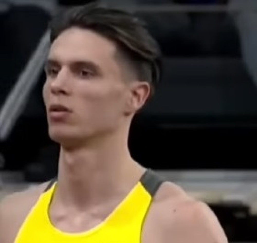 &Sigma;&tau;ά&theta;&eta;&kappa;&epsilon; &sigma;&tau;&omicron; &laquo;ύ&psi;&omicron;&sigmaf;&raquo; &tau;&omicron;&upsilon; &omicron; &Sigma;&pi;&alpha;&rho;&tau;&iota;&alpha;&tau;&iota;&kappa;ό&sigmaf; &sigma;&tau;&omicron; &Pi;&alpha;&nu;&epsilon;&lambda;&lambda;ή&nu;&iota;&omicron; &pi;&rho;&omega;&tau;ά&theta;&lambda;&eta;&mu;&alpha; &Kappa;&lambda;&epsilon;&iota;&sigma;&tau;&omicron;ύ &Sigma;&tau;ί&beta;&omicron;&upsilon;