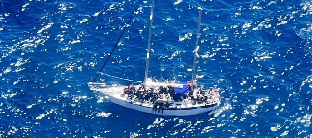 &Delta;&iota;ά&sigma;&omega;&sigma;&eta; &mu;&epsilon;&tau;&alpha;&nu;&alpha;&sigma;&tau;ώ&nu; &alpha;&nu;&alpha;&tau;&omicron;&lambda;&iota;&kappa;ά &tau;&eta;&sigmaf; &Lambda;&alpha;&kappa;&omega;&nu;ί&alpha;&sigmaf;