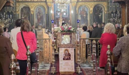 &Mu;&epsilon; &lambda;&alpha;&mu;&pi;&rho;ό&tau;&eta;&tau;&alpha; &omicron; 3&omicron;&sigmaf; &Epsilon;&omicron;&rho;&tau;&alpha;&sigma;&mu;ό&sigmaf; &tau;&omega;&nu; &Lambda;&alpha;&kappa;ώ&nu;&omega;&nu; &Alpha;&gamma;ί&omega;&nu; &sigma;&tau;&eta;&nu; &Kappa;&alpha;&lambda;&alpha;&mu;ά&tau;&alpha;