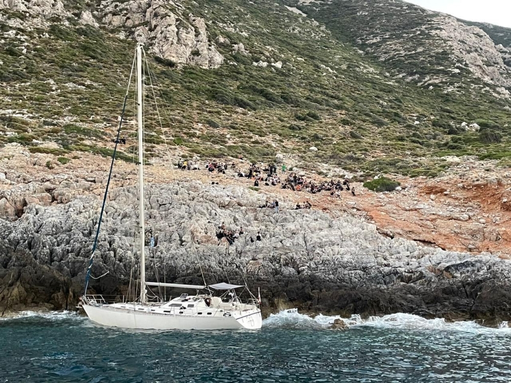 &Tau;&omicron; &chi;&rho;&omicron;&nu;&iota;&kappa;ό &tau;&eta;&sigmaf; &epsilon;&pi;&iota;&chi;&epsilon;ί&rho;&eta;&sigma;&eta;&sigmaf; &gamma;&iota;&alpha; &tau;&omicron;&upsilon;&sigmaf; 111 &mu;&epsilon;&tau;&alpha;&nu;ά&sigma;&tau;&epsilon;&sigmaf; &sigma;&tau;&omicron;&nu; &Kappa;ά&beta;&omicron; &Mu;&alpha;&lambda;&iota;ά (&Phi;&Omega;&Tau;&Omicron;)