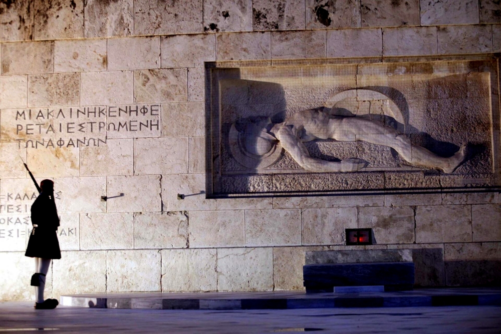 Το δικό σας σχόλιο: Η βεβήλωση