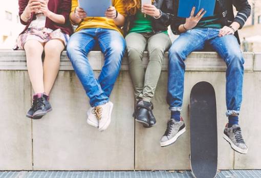 Η πανδημία «γέρασε» τους εγκεφάλους των εφήβων