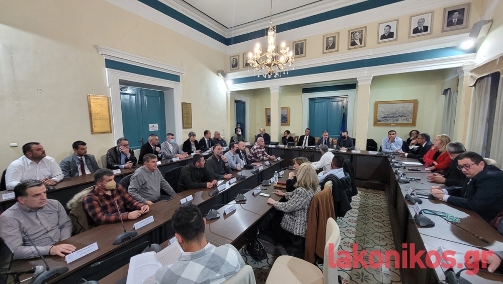 &Delta;&iota;&pi;&lambda;ή &sigma;&upsilon;&nu;&epsilon;&delta;&rho;ί&alpha;&sigma;&eta;   &gamma;&iota;&alpha; &tau;&omicron; &Delta;&eta;&mu;&omicron;&tau;&iota;&kappa;ό &Sigma;&upsilon;&mu;&beta;&omicron;ύ&lambda;&iota;&omicron; &Sigma;&pi;ά&rho;&tau;&eta;&sigmaf;