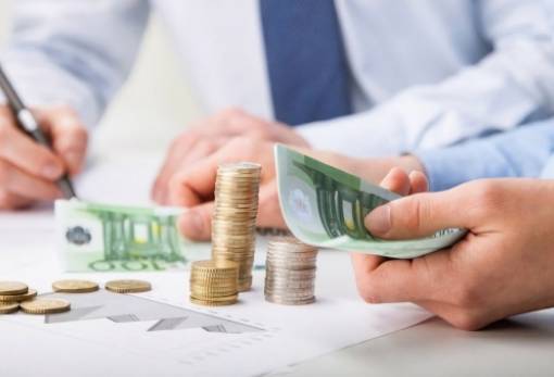 Καταθέσεις: Πτώση 2,258 δισ. ευρώ τον Οκτώβριο